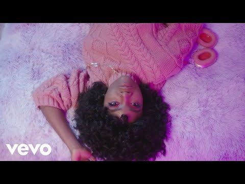 Simi-Sáré-Official-Video