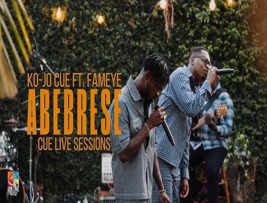 Ko-Jo Cue - Abebrese Ft. Fameye (Live Performance) (Prod by Peewezel)